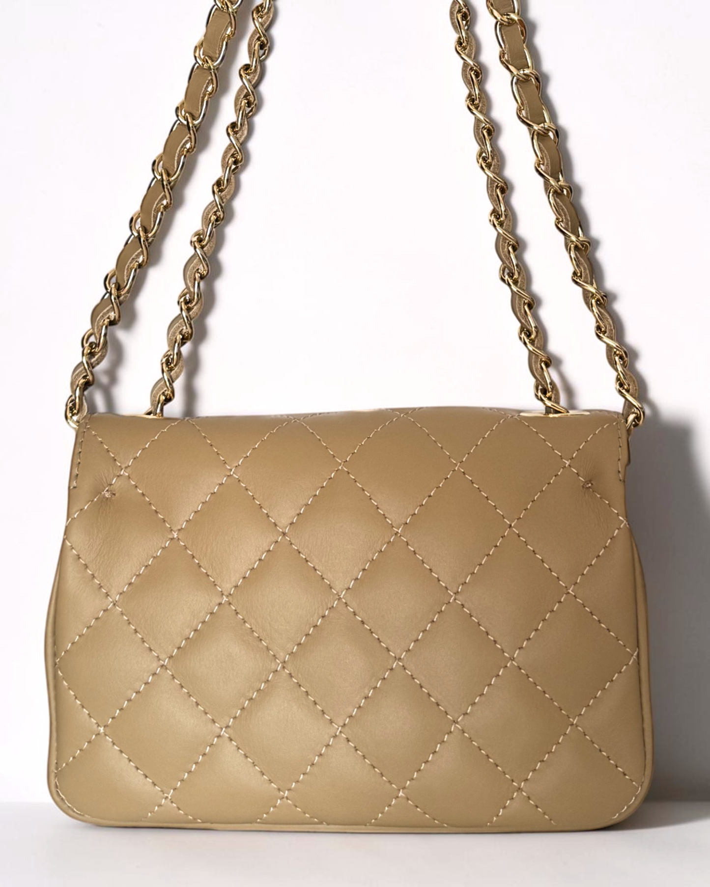 Bolso acolchado "París" taupé