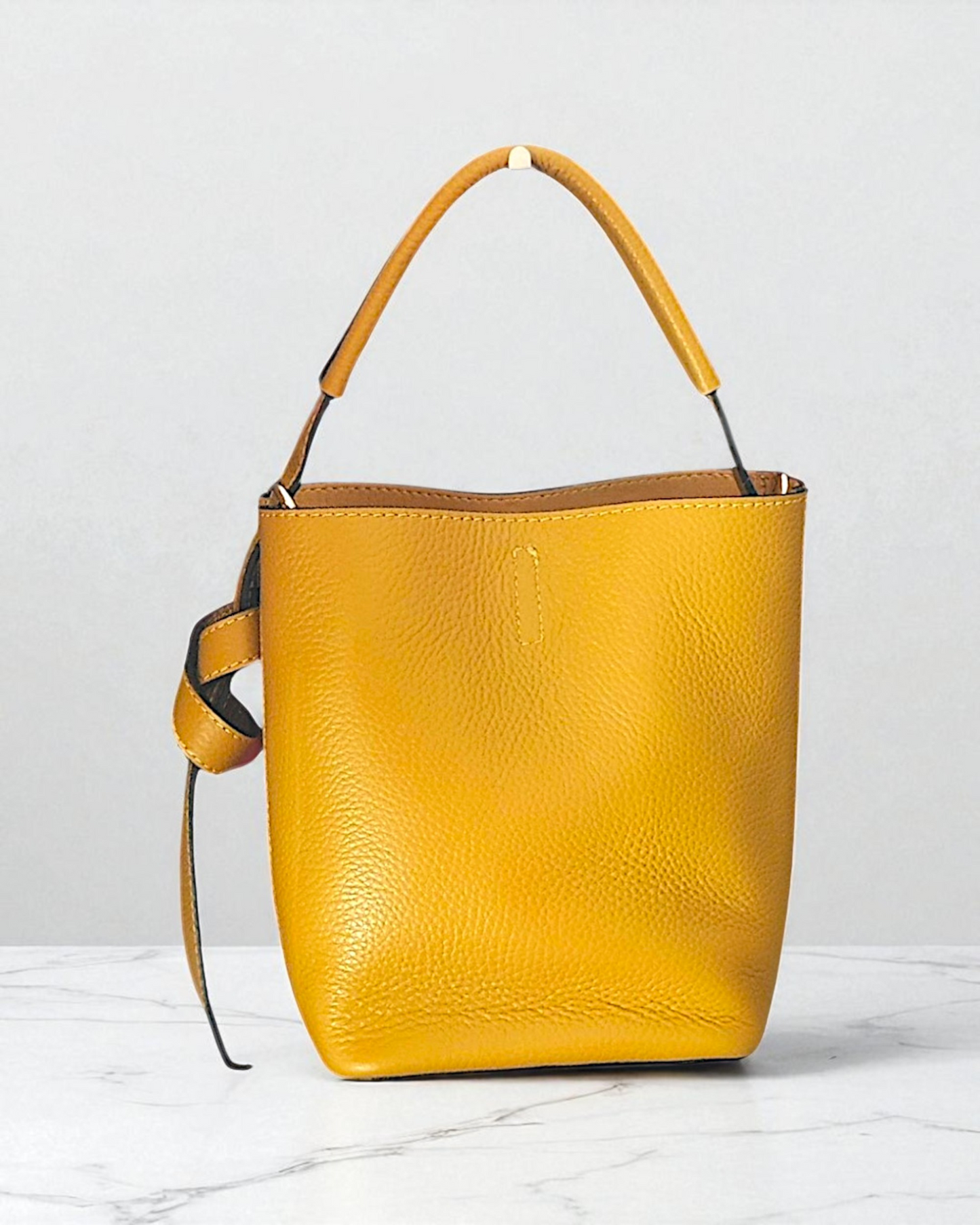 Bolso Bucket "Montmartre" mostaza